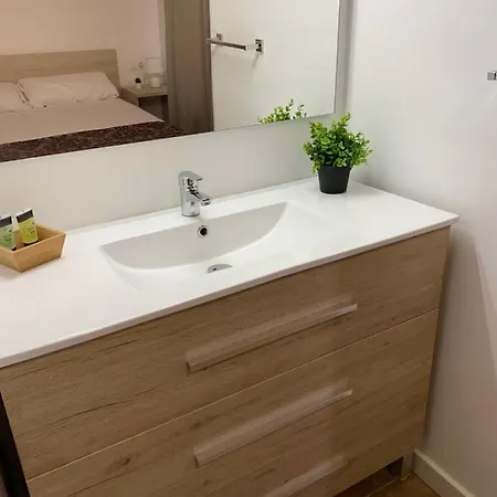 Estudio Port Serrallo Apartment